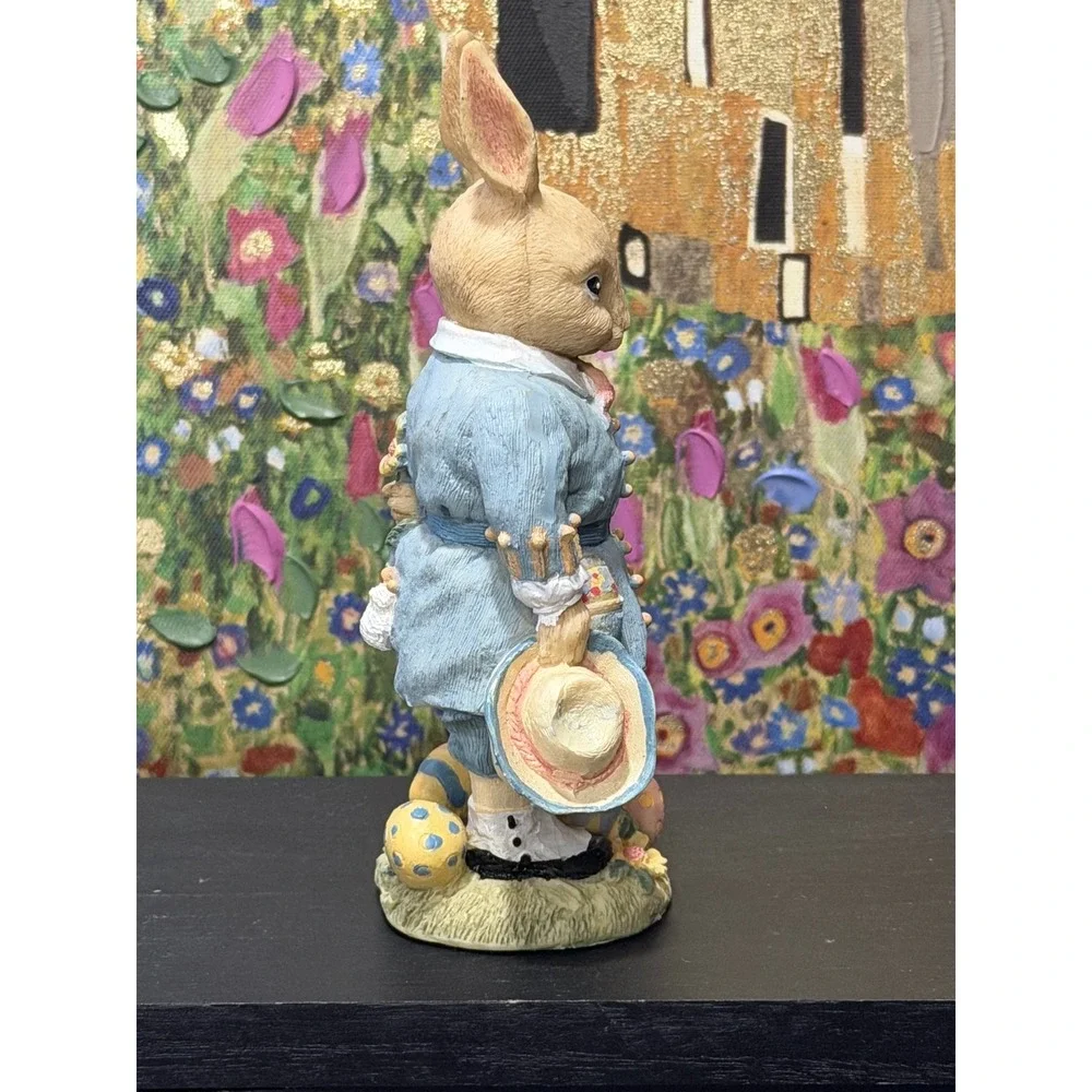 Bently Bunny 1994 Easter Bunny Rabbit Figurine Blue Coat Eggs‎ Flowers Gentleman